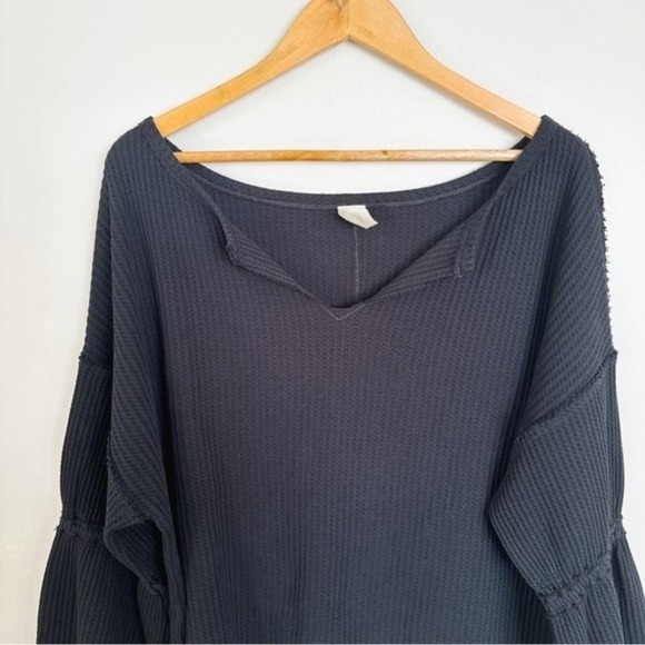 We The Free Dahlia Waffle Knit Thermal Bell Sleeve Oversized Top Size Medium - Picture 5 of 10